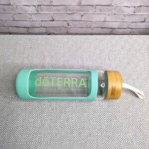 NWOT - doTERRA - 18oz Glass bottle with Bamboo lid & Silicone Sleeve